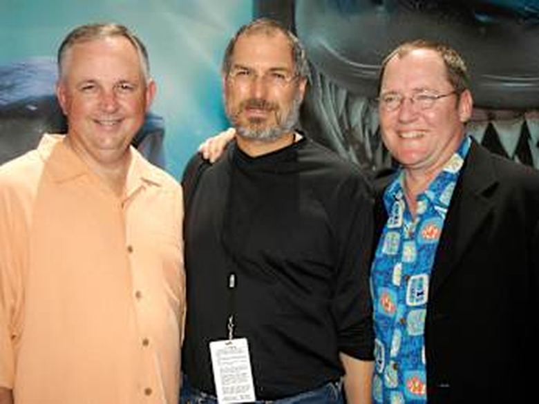 LOS ANGELES, CA - MAY 18: (L-R) Disney Executive Dick Cook, CEO of Apple Steve Jacobs and producer John Lasseter arrive at the premiere of 'Finding Nemo' at the El Capitan theatre on May 18, 2003 in Hollywood, California. (Photo by Dan Steinberg/Getty Images)