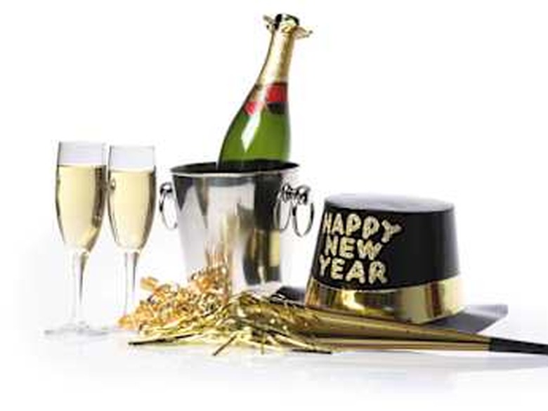 new years party things