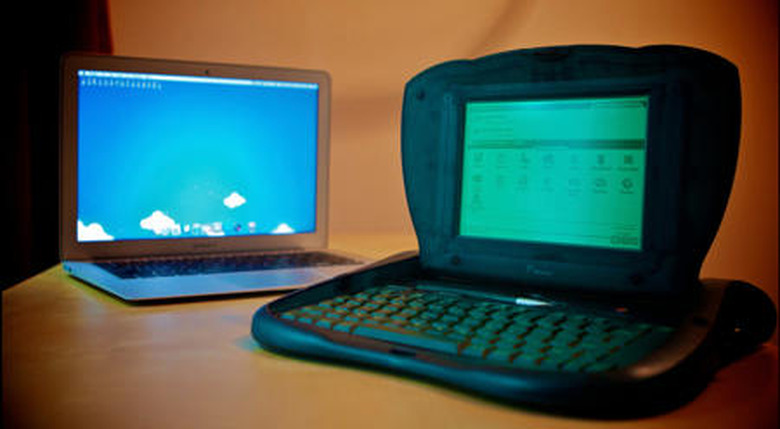 MacBook Air and eMate 300