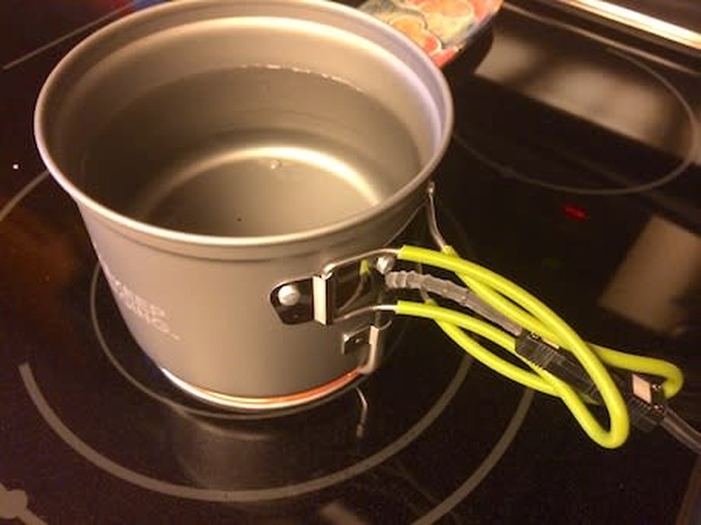 PowerPot, Accessory, thermoelectric charger, ipad, iphone