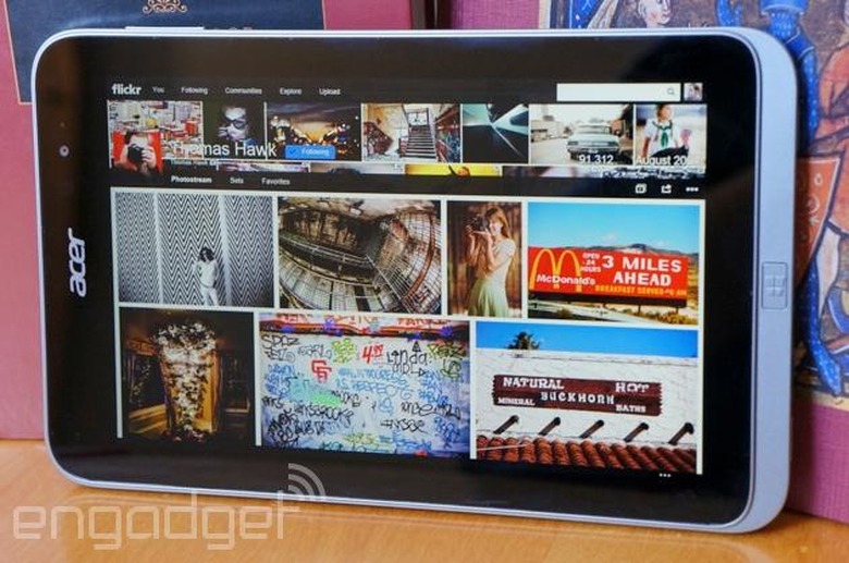 Acer Iconia W4 showing Thomas Hawk's Flickr gallery