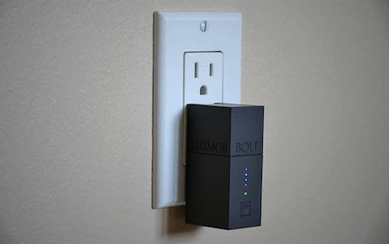 Fluxmob Bolt - Wall Socket