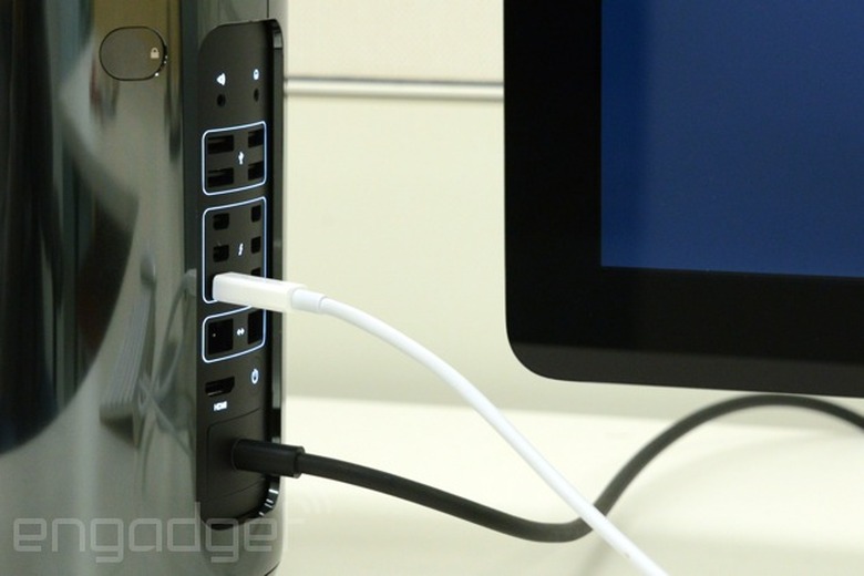 Mac Pro Thunderbolt ports