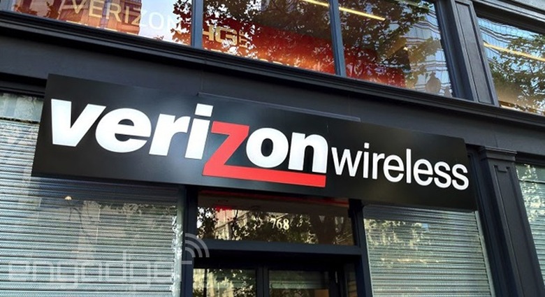 Verizon store logo