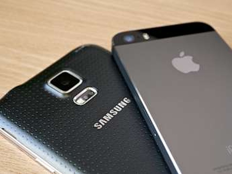 Samsung Galaxy S5 vs iPhone 5S