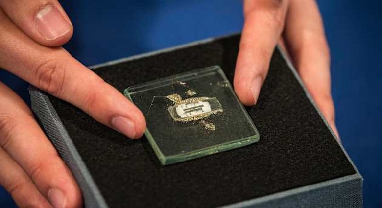 Christie's To Auction 1958 Prototype Of Microchip Used In Nobel-Prize Winning Invention