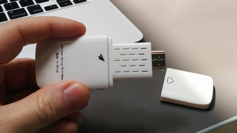 Firefox OS-based streaming media stick