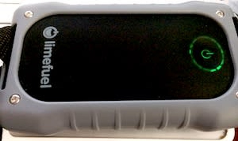Battery indicator on outside of Limefuel Rugged L150XR