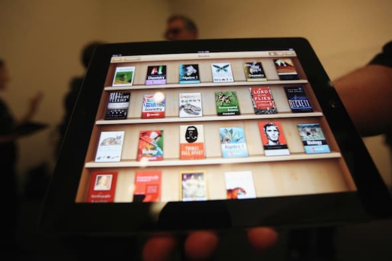 Apple Announces Digital Textbooks Service At Guggenheim