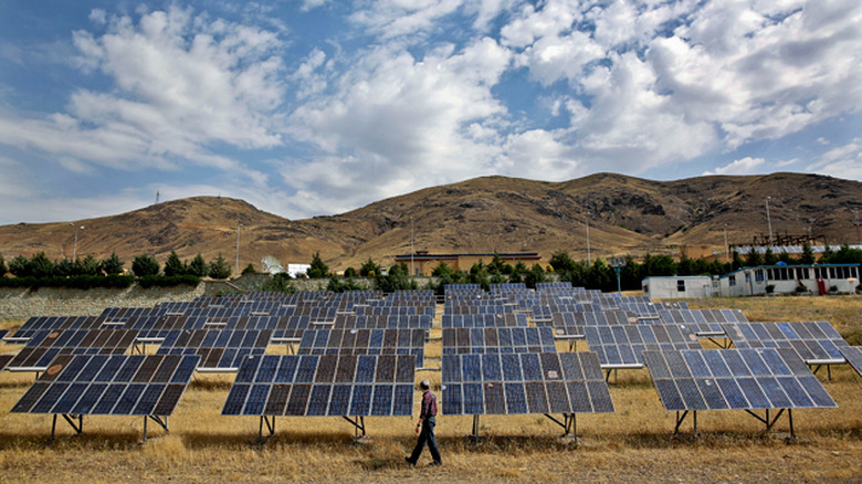 Solar power array