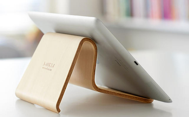 Moku Woodware Desktop Chair iPad Stand