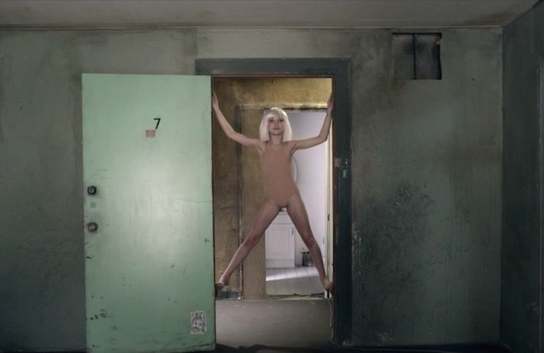 Sia Chandelier
