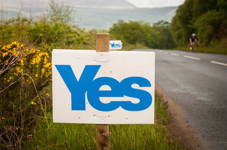 Scotland Yes Vote Sign