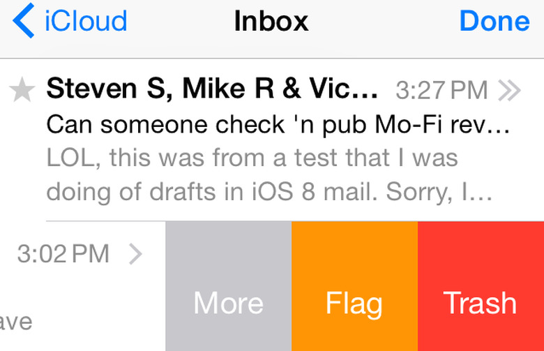 Swipe gestures is iOS 8 Mail app