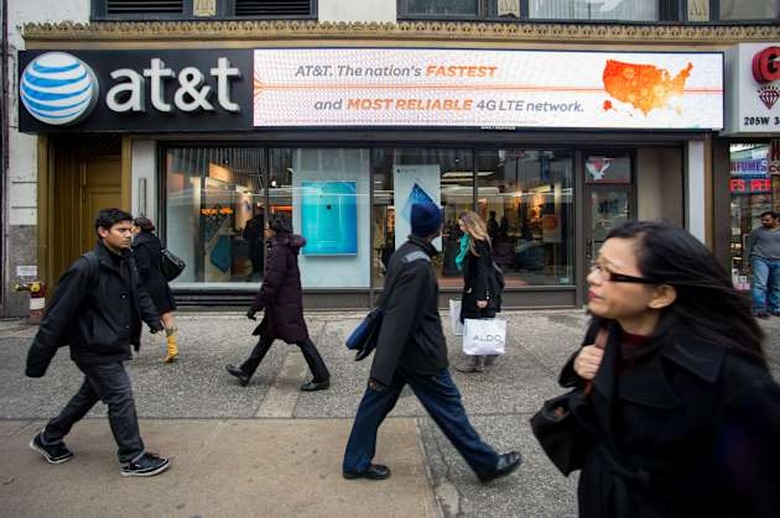 Inside An AT&T Store Ahead of Earnings Figures