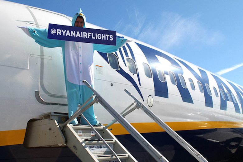 Ryanair Flights on Twitter
