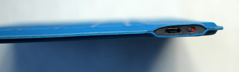 Edge view of Logitech Keys-To-Go Bluetooth Keyboard