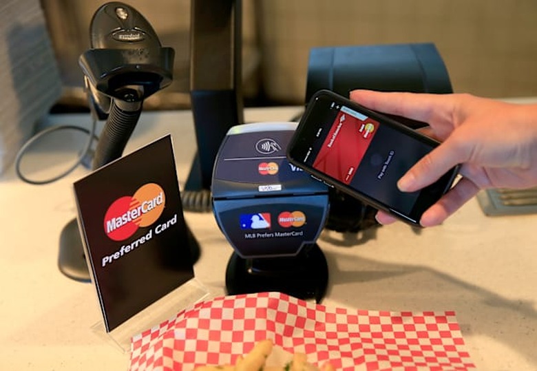 Apple Pay in use with a MasterCard