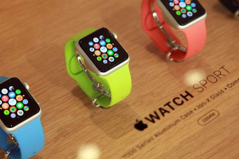 FRANCE-IT-APPLE