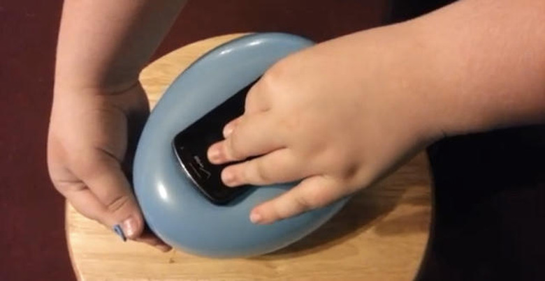 Cell phone balloon case