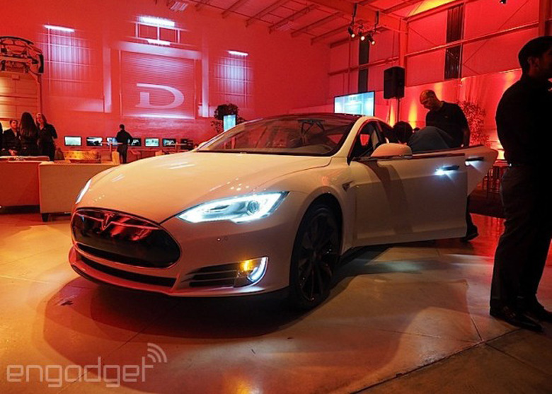 Tesla Model S P85D