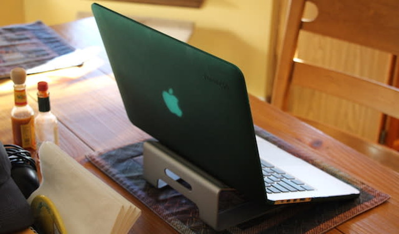 Twelve South ParcSlope MacBook stand