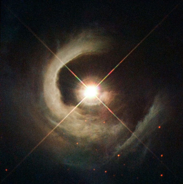 V1331 Cyg as spied by Hubble