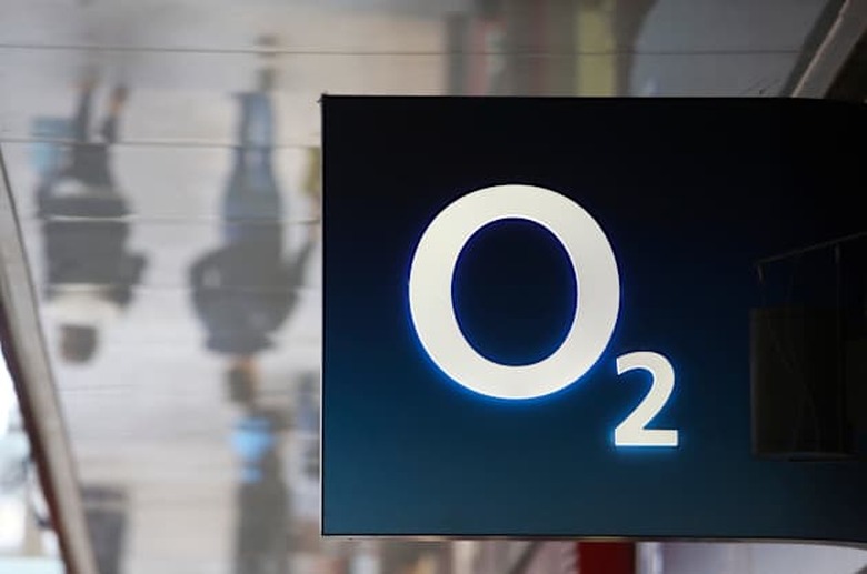 General Images of 02 Stores As Rupert Murdoch's Sky Plc Offers Wireless Service
