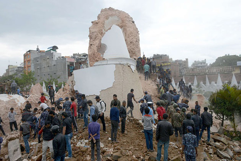 People look for survivors after the Nepal earthquake
