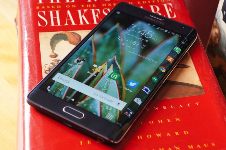 Living with Samsung's Galaxy Note Edge in an S6 world