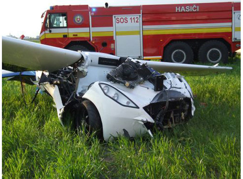 AeroMobil's flying car in a less than functional state