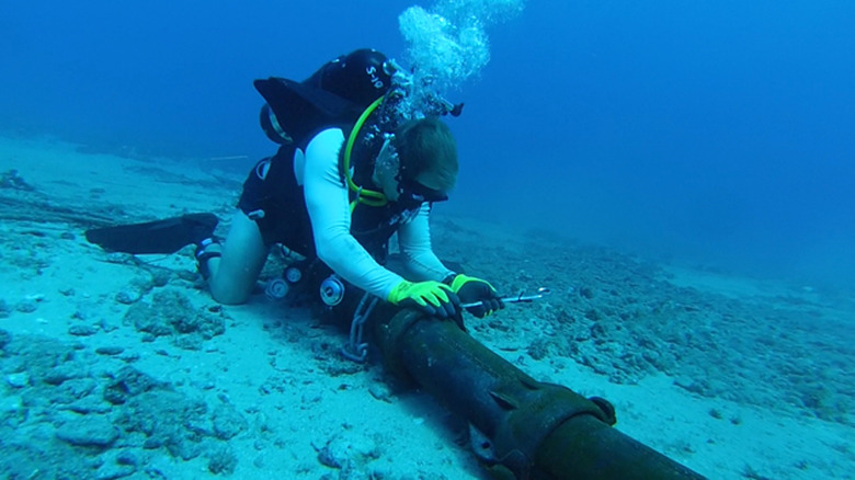 An undersea cable in the Pacific