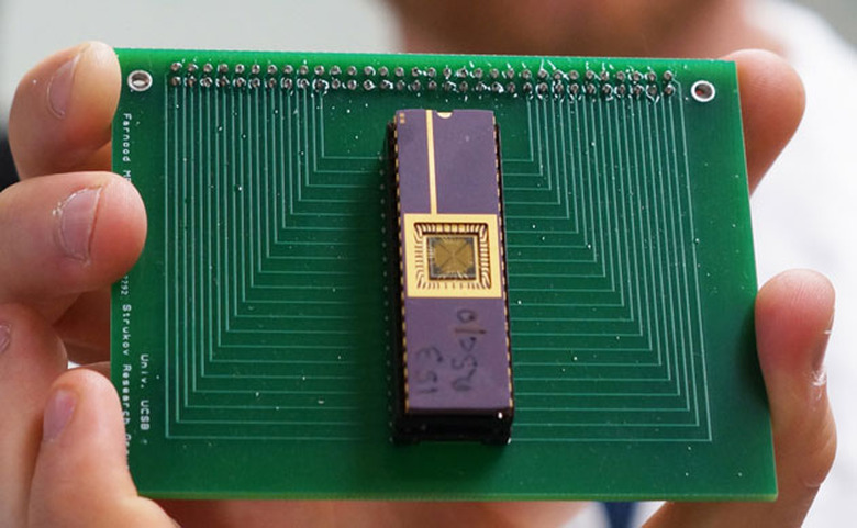 A memristor circuit