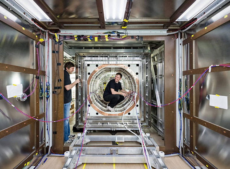 Magnetically shielded measuring room