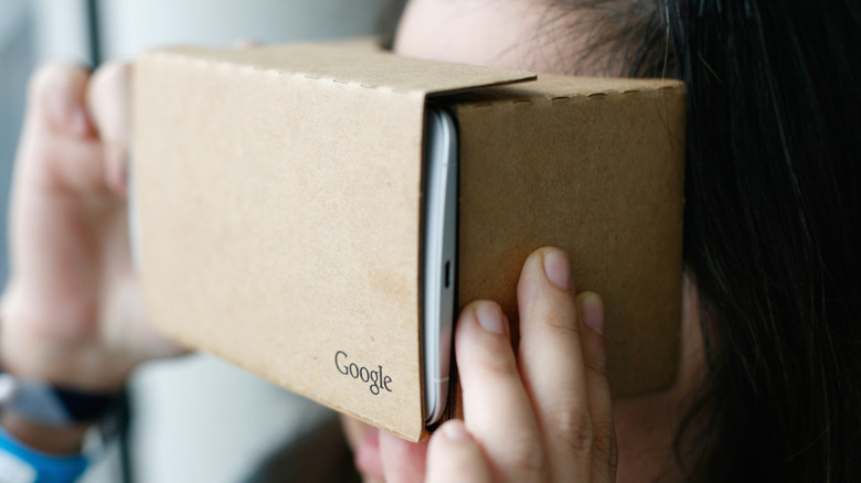 Google makes its case for VR by reinventing the field trip