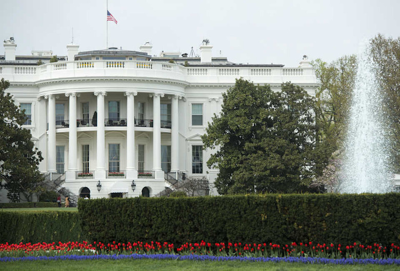 US-FEATURE-SPRING-WHITEHOUSE