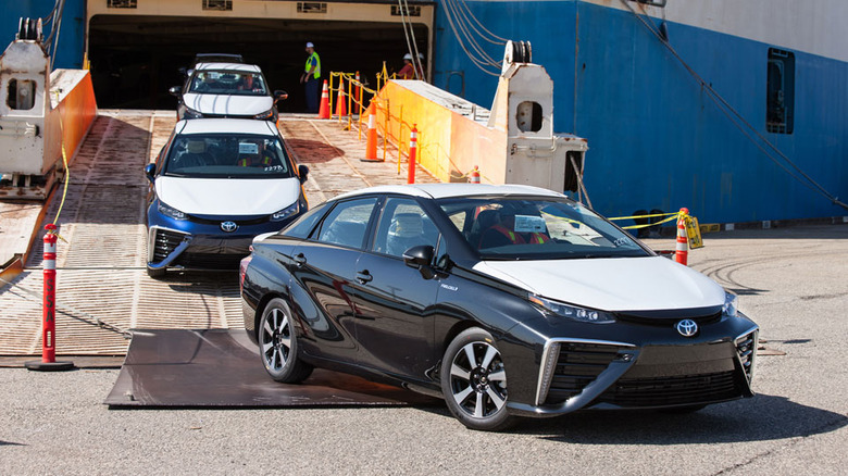 Toyota's Mirai cars arrive in the US