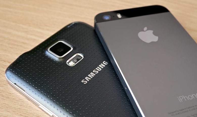 Samsung Galaxy S5 vs iPhone 5S