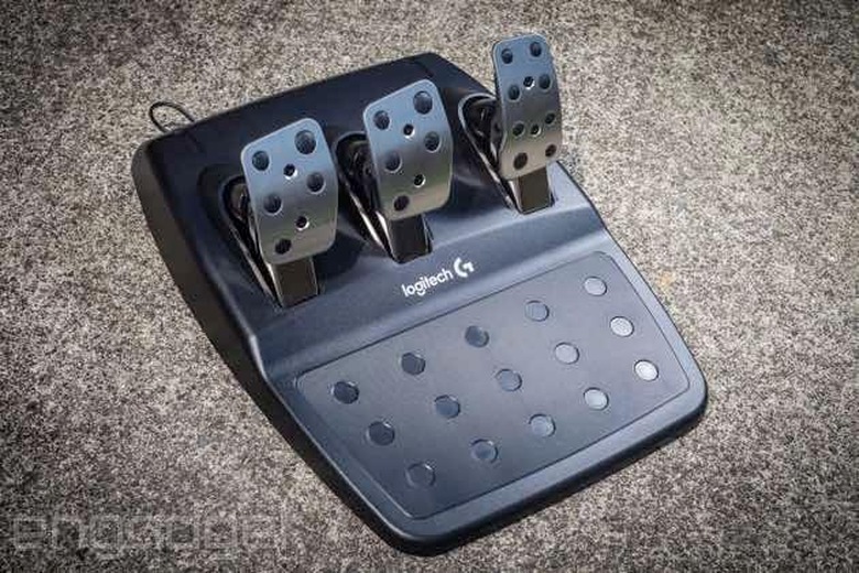 Engadget - Philip Palermo Logitech G29 IRL