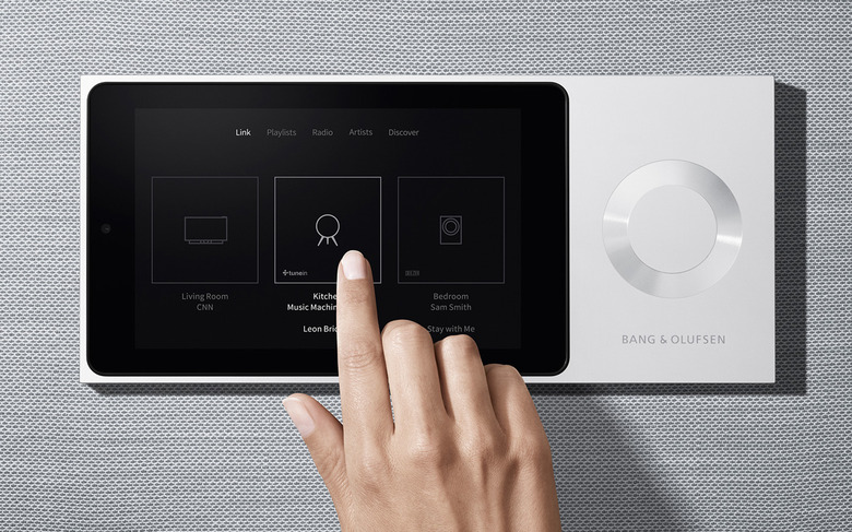 Bang & Olufsen BeoLink Moment