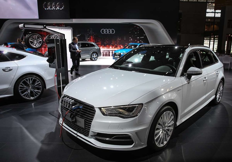 New York International Auto Show - Hybrid cars