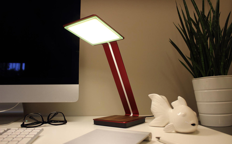 Aerelight's A1 OLED desk lamp