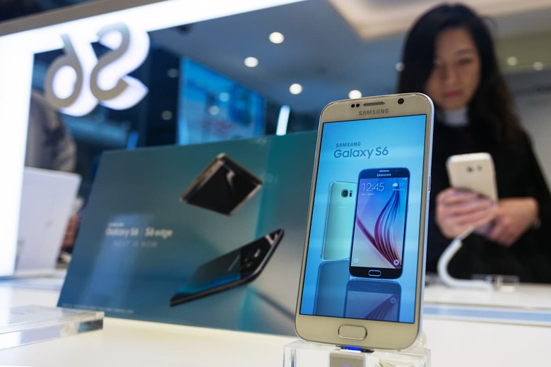 Samsung Electronics Co.'s Galaxy S6 And Galaxy S6 Edge Smartphones Go On Sale In Hong Kong