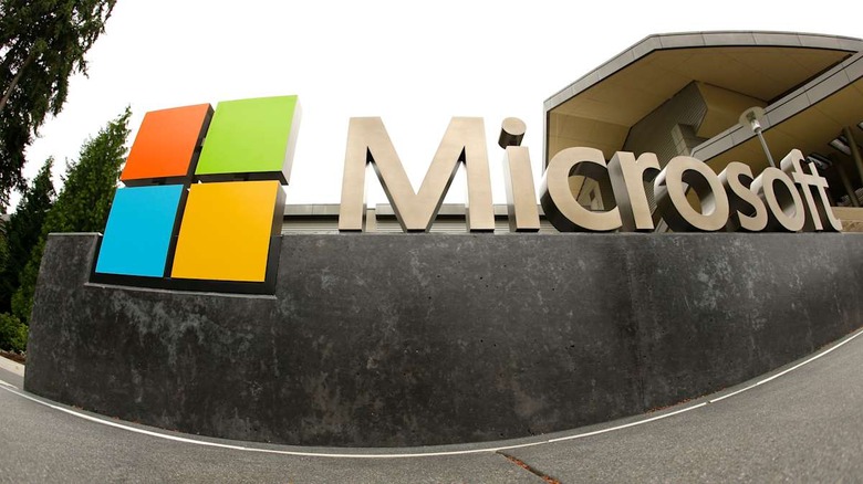 Microsoft Struggling Phone Business