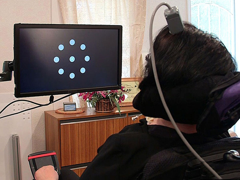 Using a neural implant to control a cursor in a test