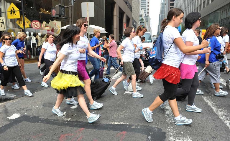 Skechers Shape-ups Blogger Fitness Walk down 5th Avenue