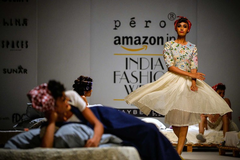 FASHION-INDIA-ARORA