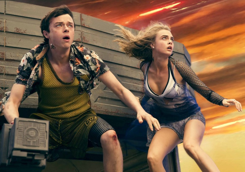 M-4VDF-16373afrpsd Final (Left to right.) Dane DeHaan, and Cara Delevingne star in EuropaCorp's Valerian and the City of a Thousand Planets.Photo credit: Vikram Gounassegarin� 2016 VALERIAN SAS � TF1 FILMS PRODUCTION