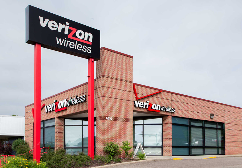 MADISON, WI/USA - JUNE 26, 2014: Verizon Wireless retail store. Verizon Wireless is a wholly owned subsidiary of Verizon Commun