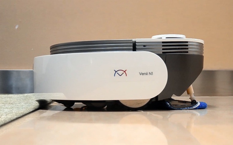 Venii N1 mopping and sweeping robot